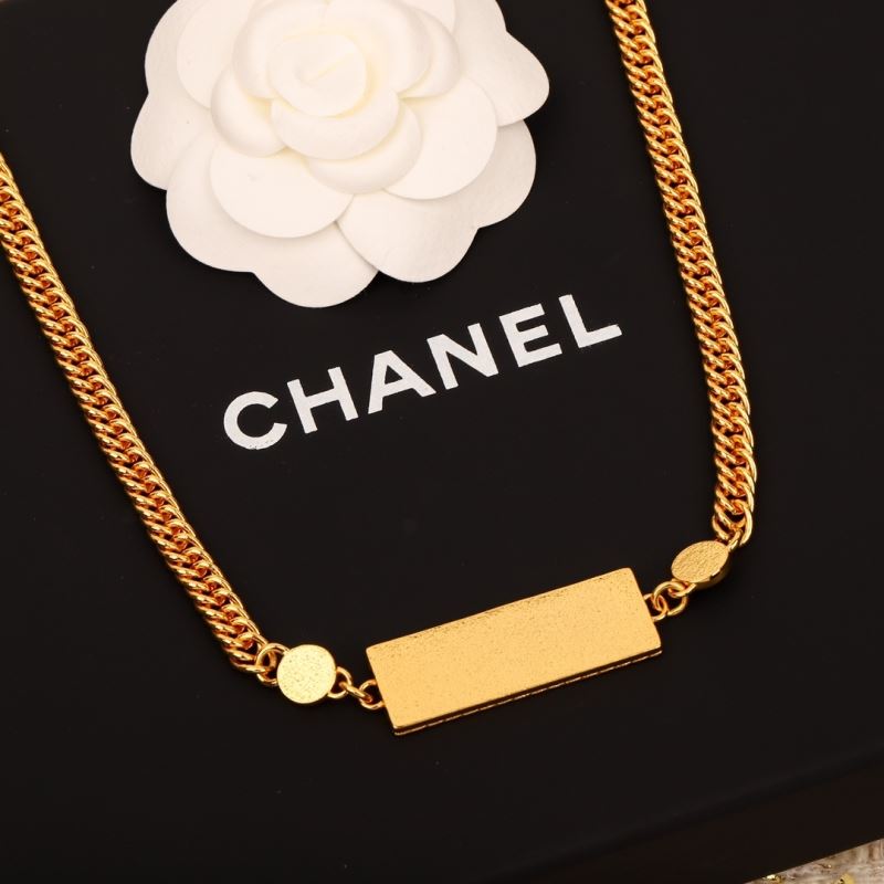Ch**el waist chain